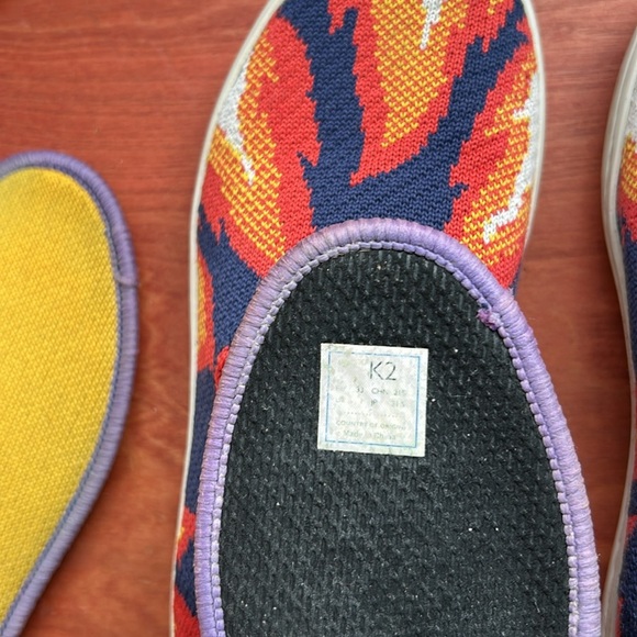 Rothy's Washable Kids Sneakers Flame 2 - Picture 4 of 7